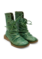 מגפיים לנשים עם קשירת עור ורוכסן ירוק