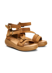 סנדלי עור גבוהים עם אבזמים חום