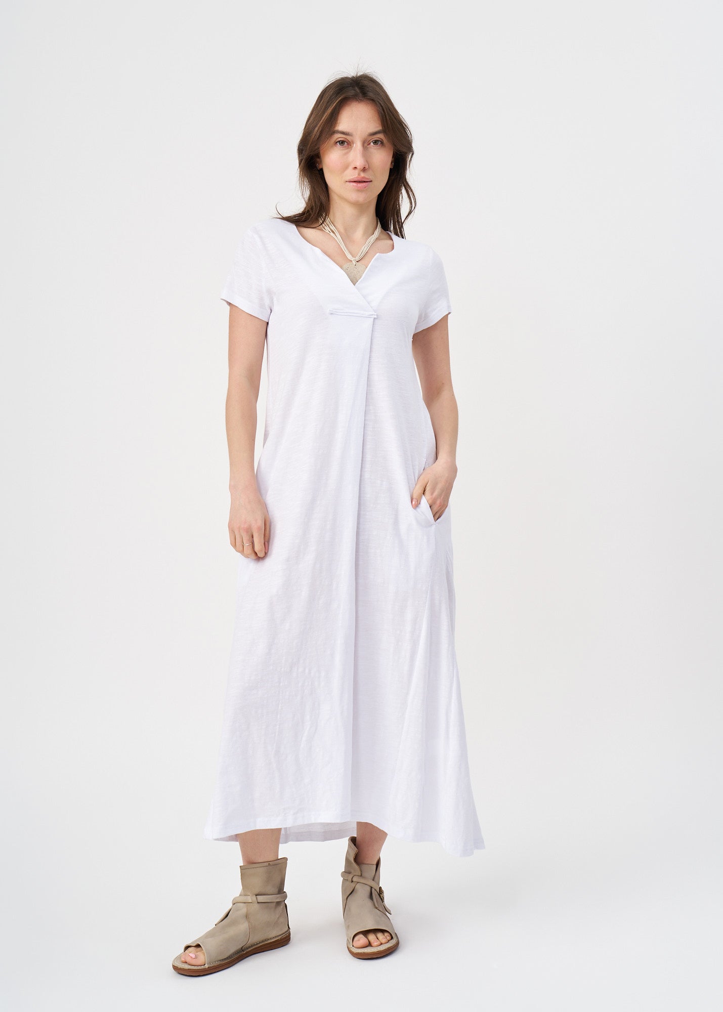 White V-neck short sleeve dress