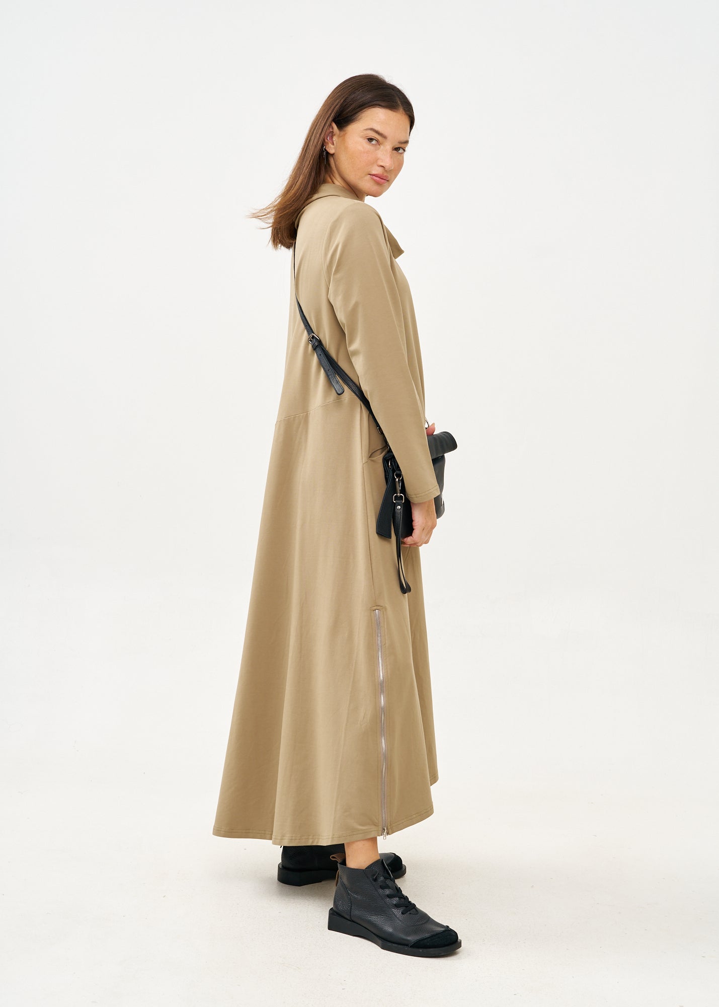 נעליים גבוהות שילוב עור הפוך שחור