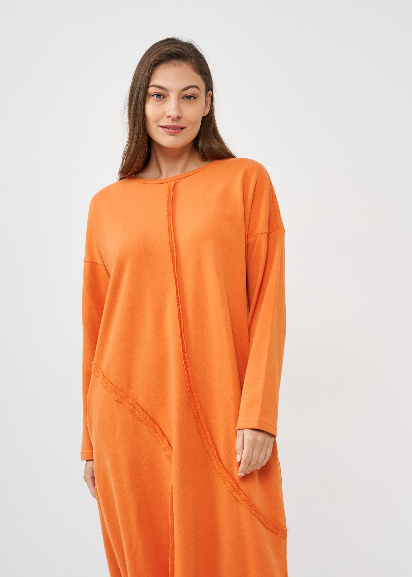 Long sleeve dress with external seams, orange