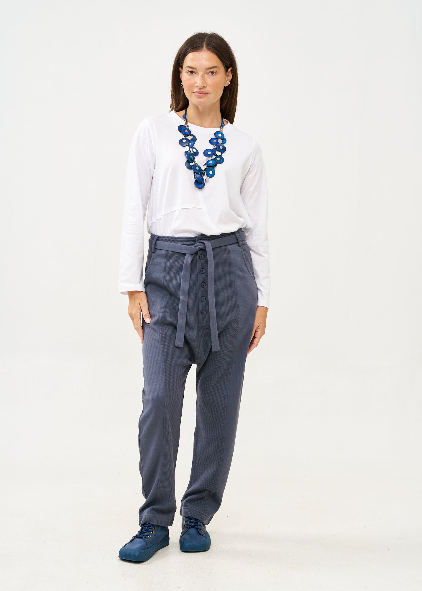 נעלי עור גבוהות עם שרוכים שילוב צבע כחול