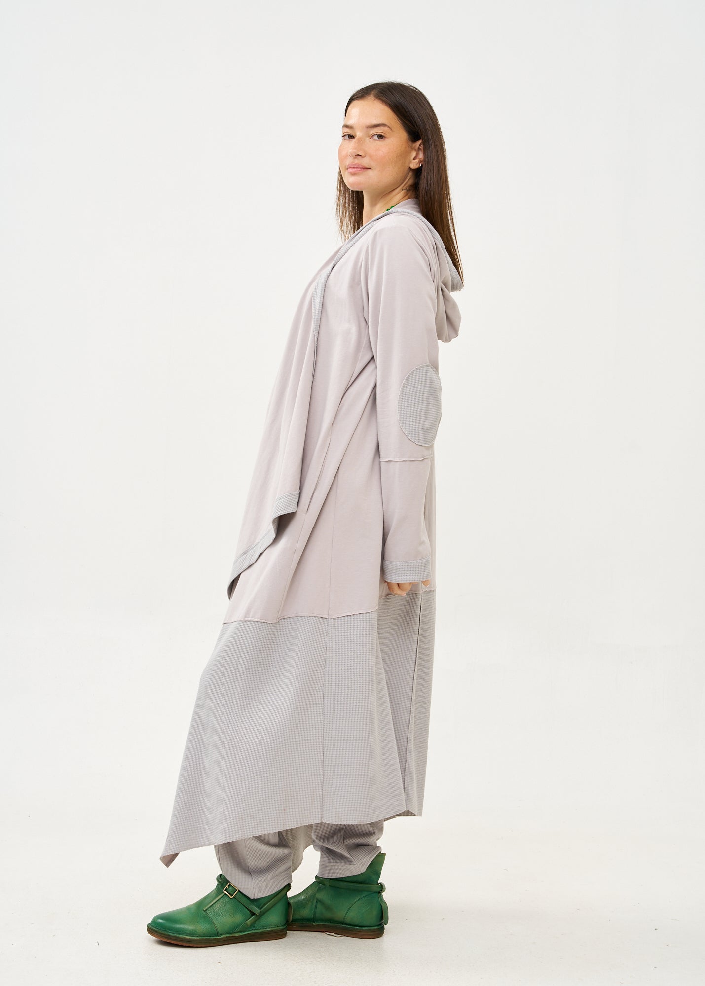 נעלי נוחות מעור סגירת אבזם ירוק