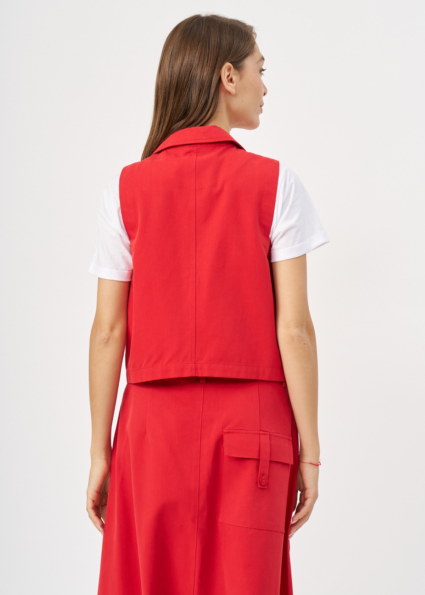 וסט סיומת אסימטרית אדום