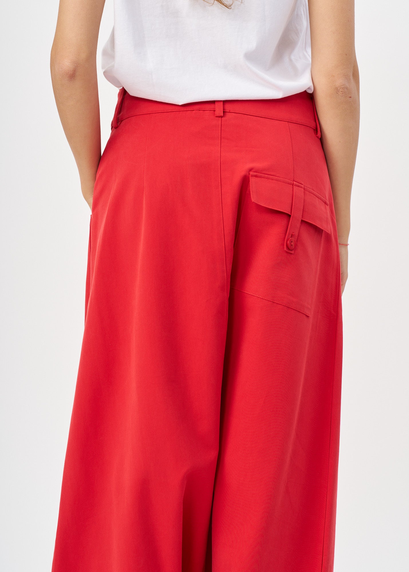 מכנסיים דמוי חצאית כיסים מרובעים אדום