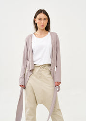 עליונית שרוול ארוך נקשרת במותן אפור