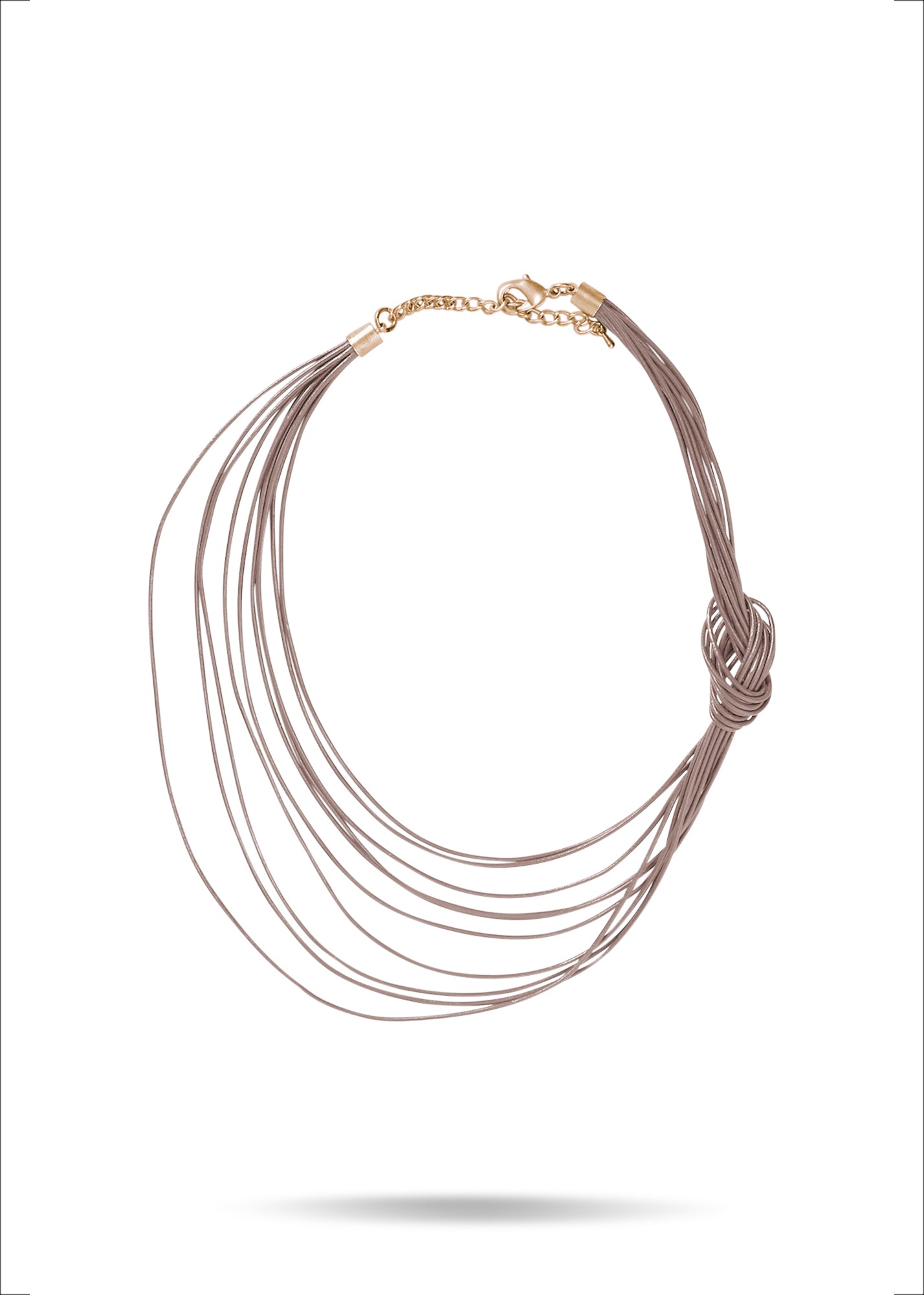 Цепочка из кожаного шнура с бежевым боковым узлом