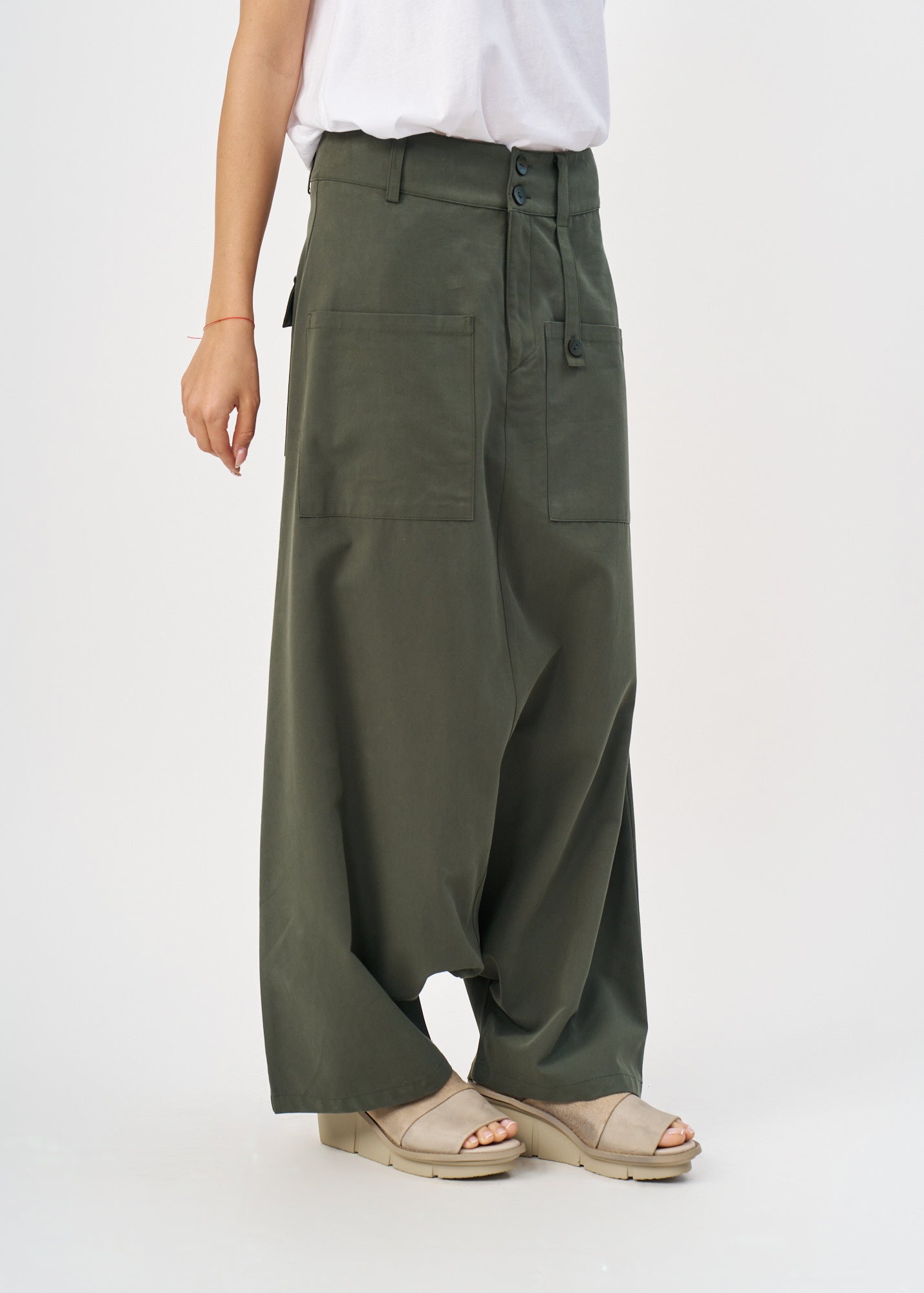 מכנסיים דמוי חצאית כיסים מרובעים חום