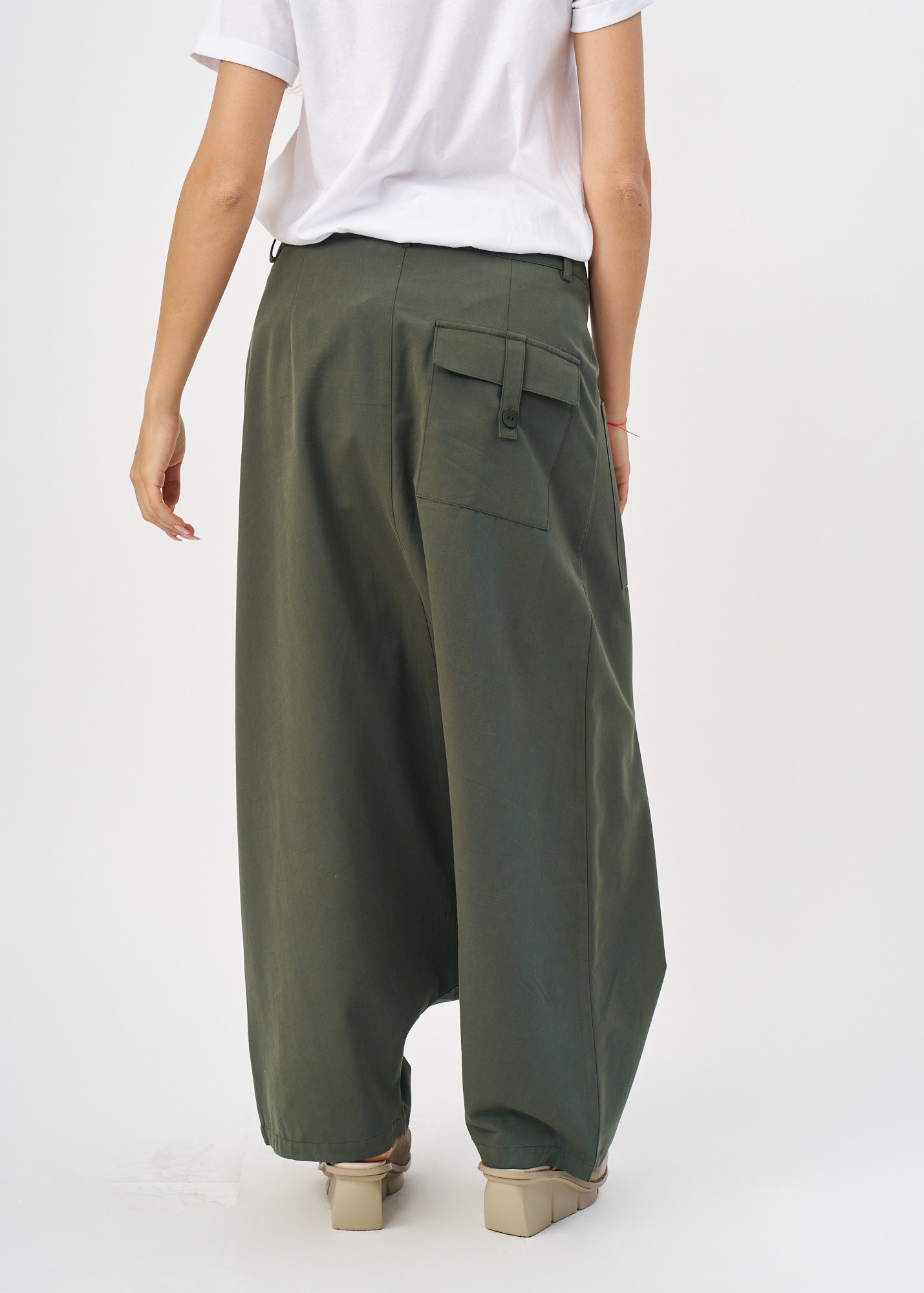 מכנסיים דמוי חצאית כיסים מרובעים חום