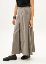 חצאית עם רוכסנים שילוב סרט אפור