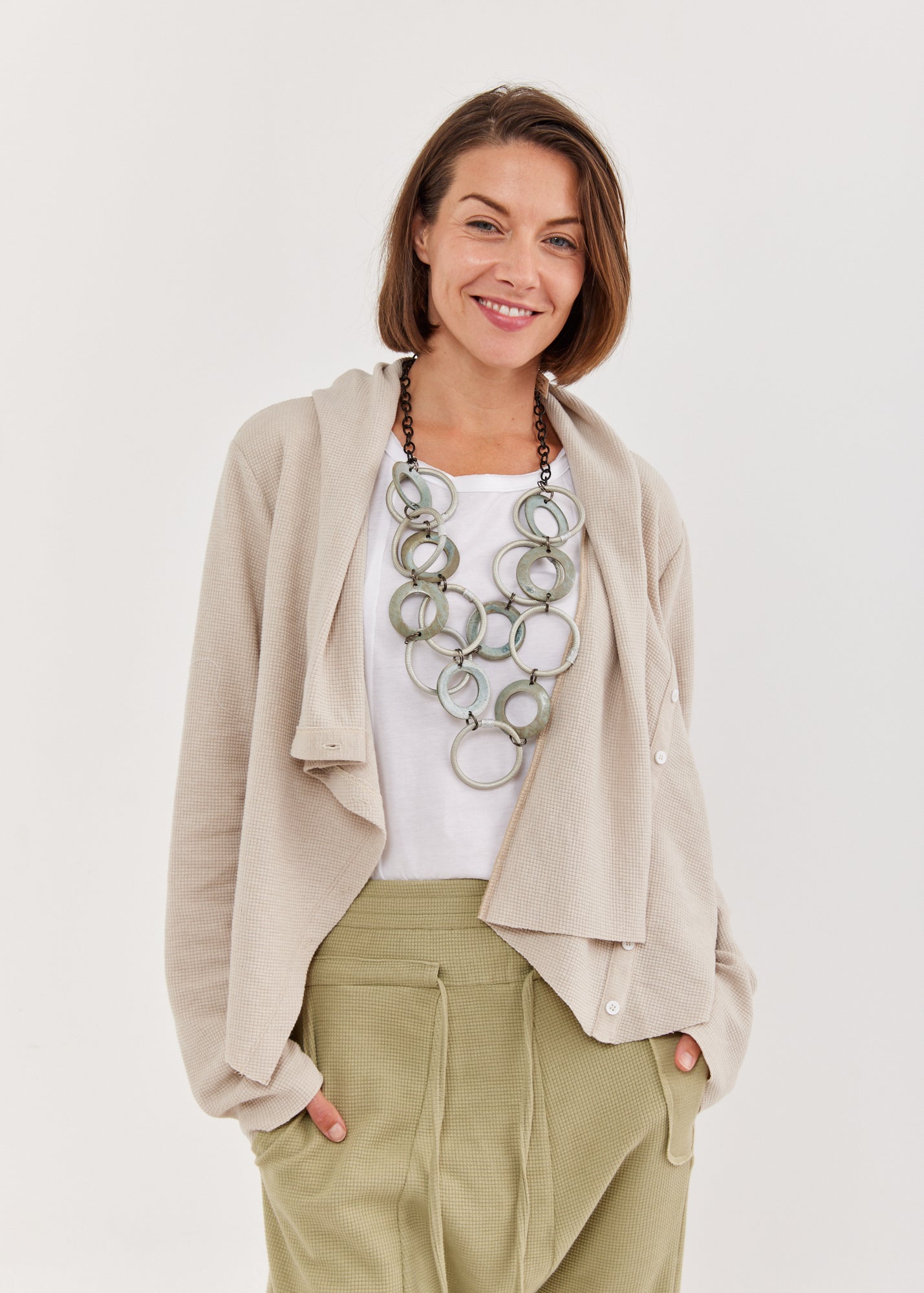 עליונית וופל קצרה סטון