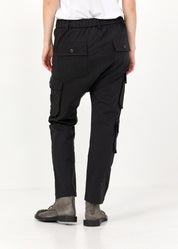 מכנסיים ארוכים עם כיסי קרגו שחור