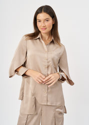 חולצה מכופתרת סאטן שרוולים פתוחים חום