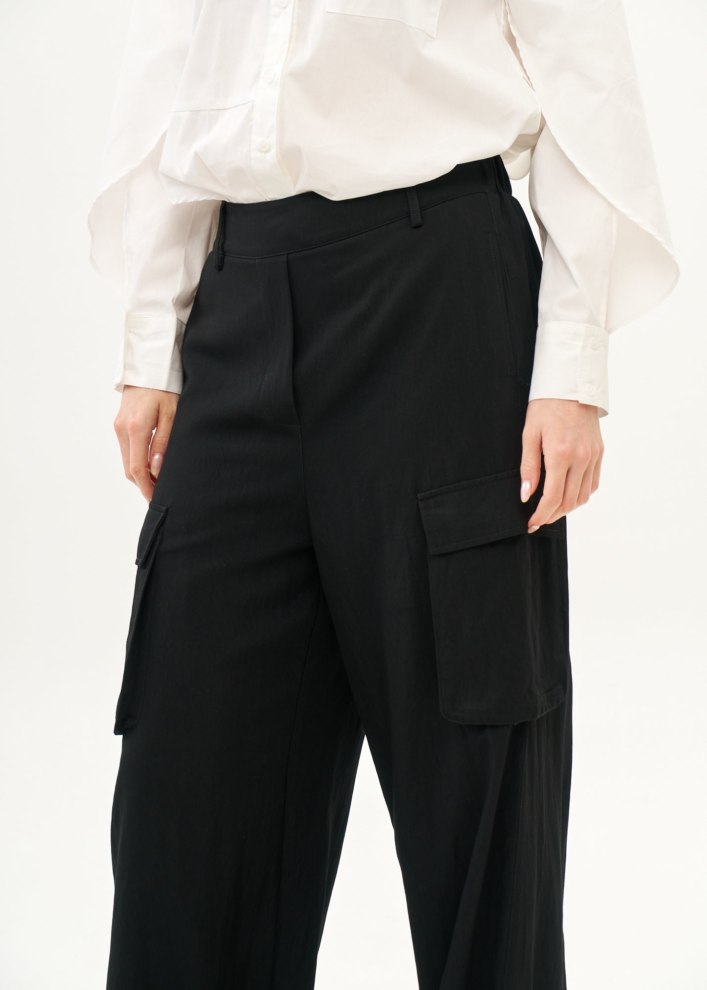 Wide leg pants with pockets, black