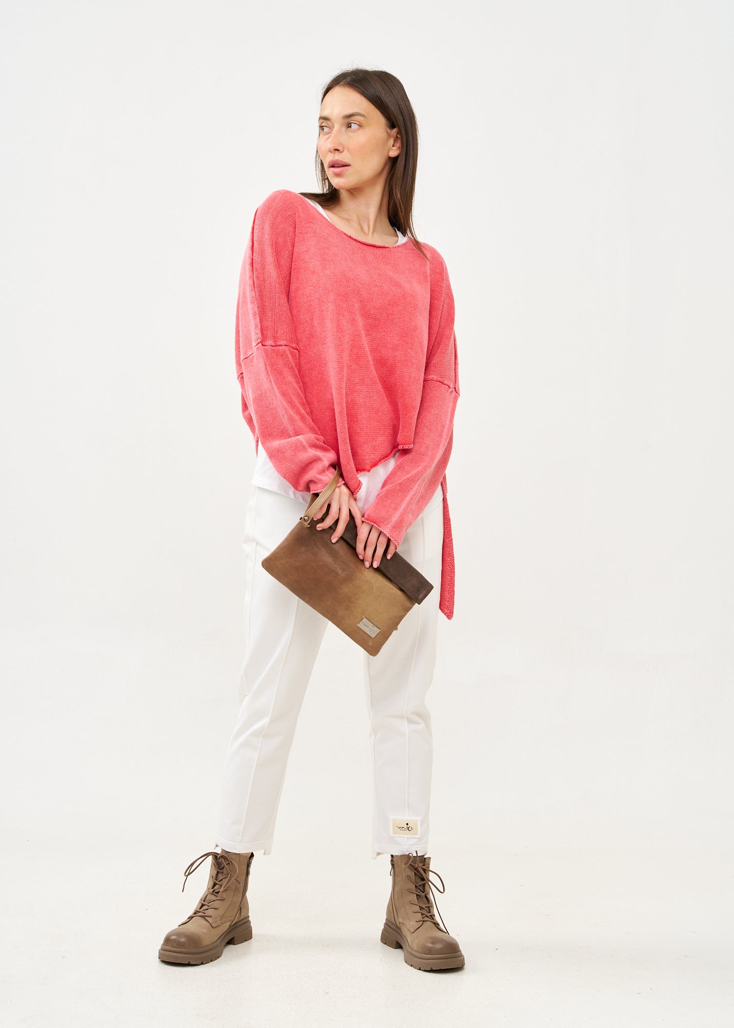 מגפוני עור עם שרוכים ורוכסן חום