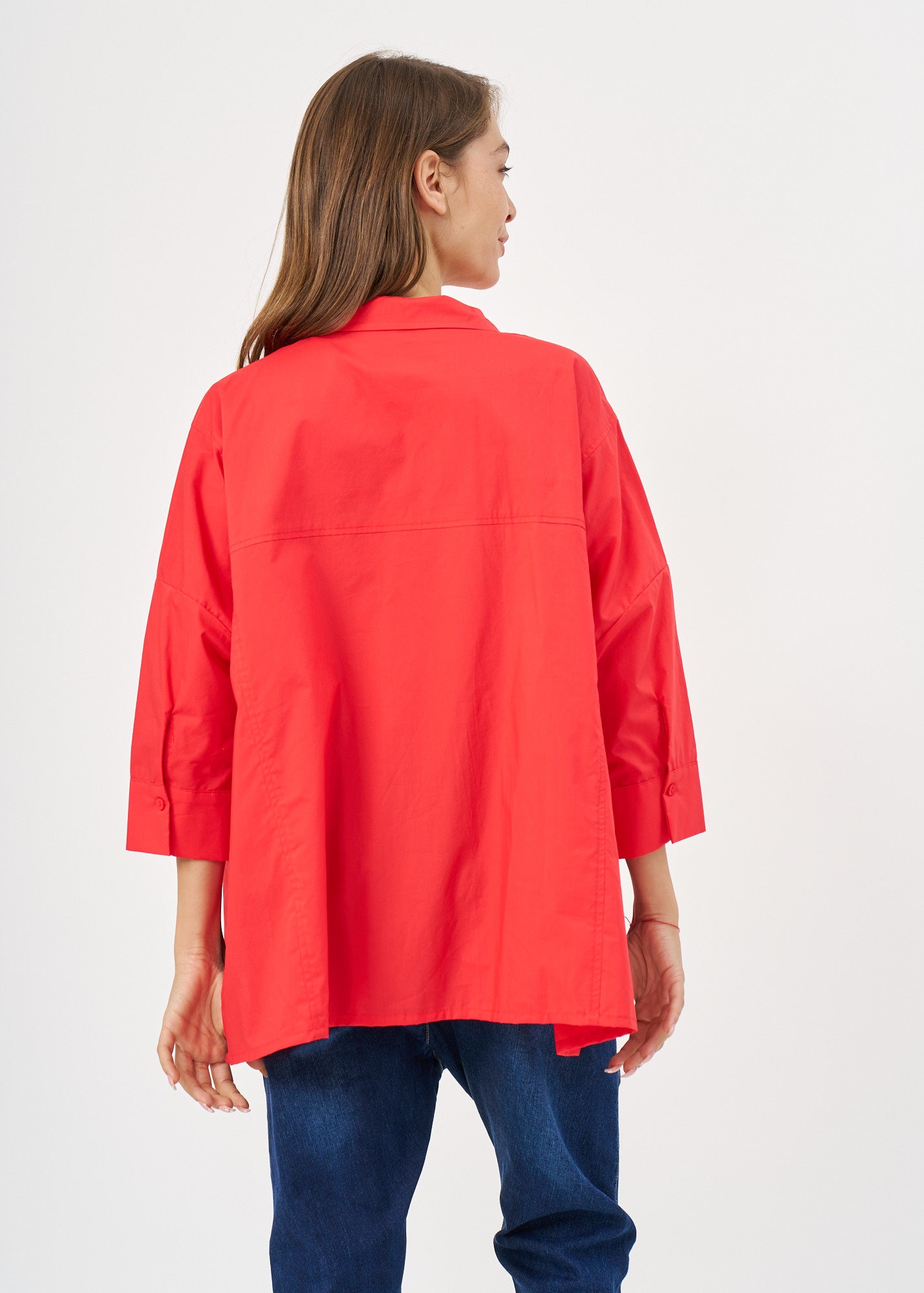 Button-down shirt with straight pockets, red