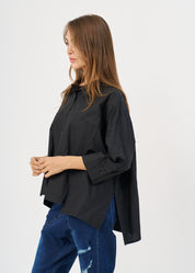 Button-down shirt with straight pockets, black