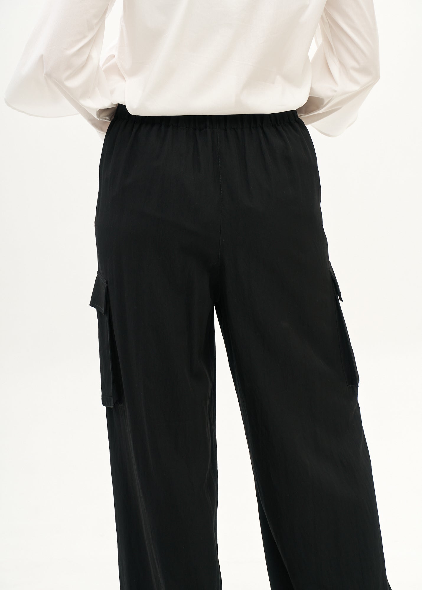 Wide leg pants with pockets, black