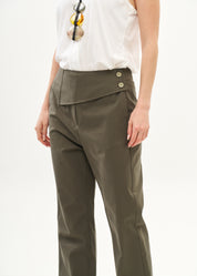 Dark green wide half-belt pants