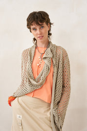 Leather necklace with 6 hanging hearts in beige