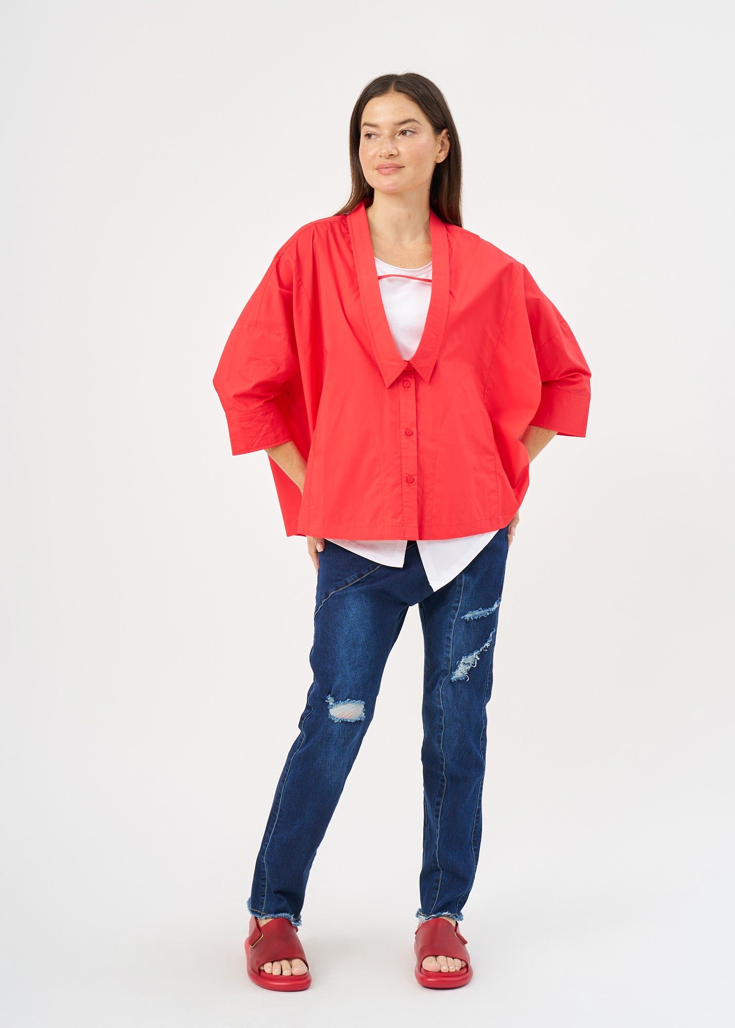 מכופתרת צווארון עמוק אדום