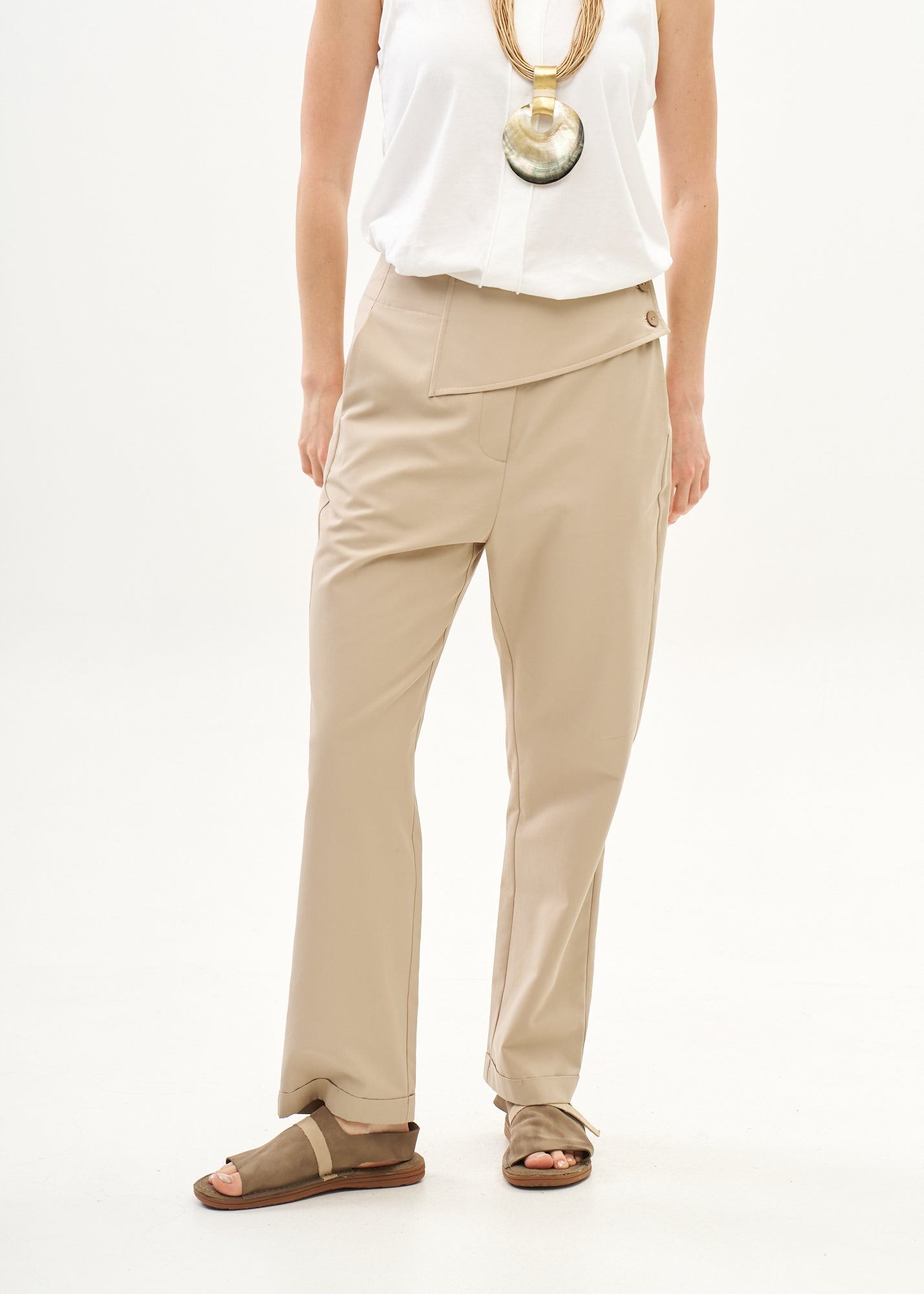 Brown wide half-belted pants