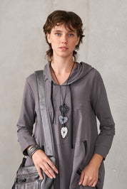 צמיד רצועות עור עם אלמנט אובלי כסף