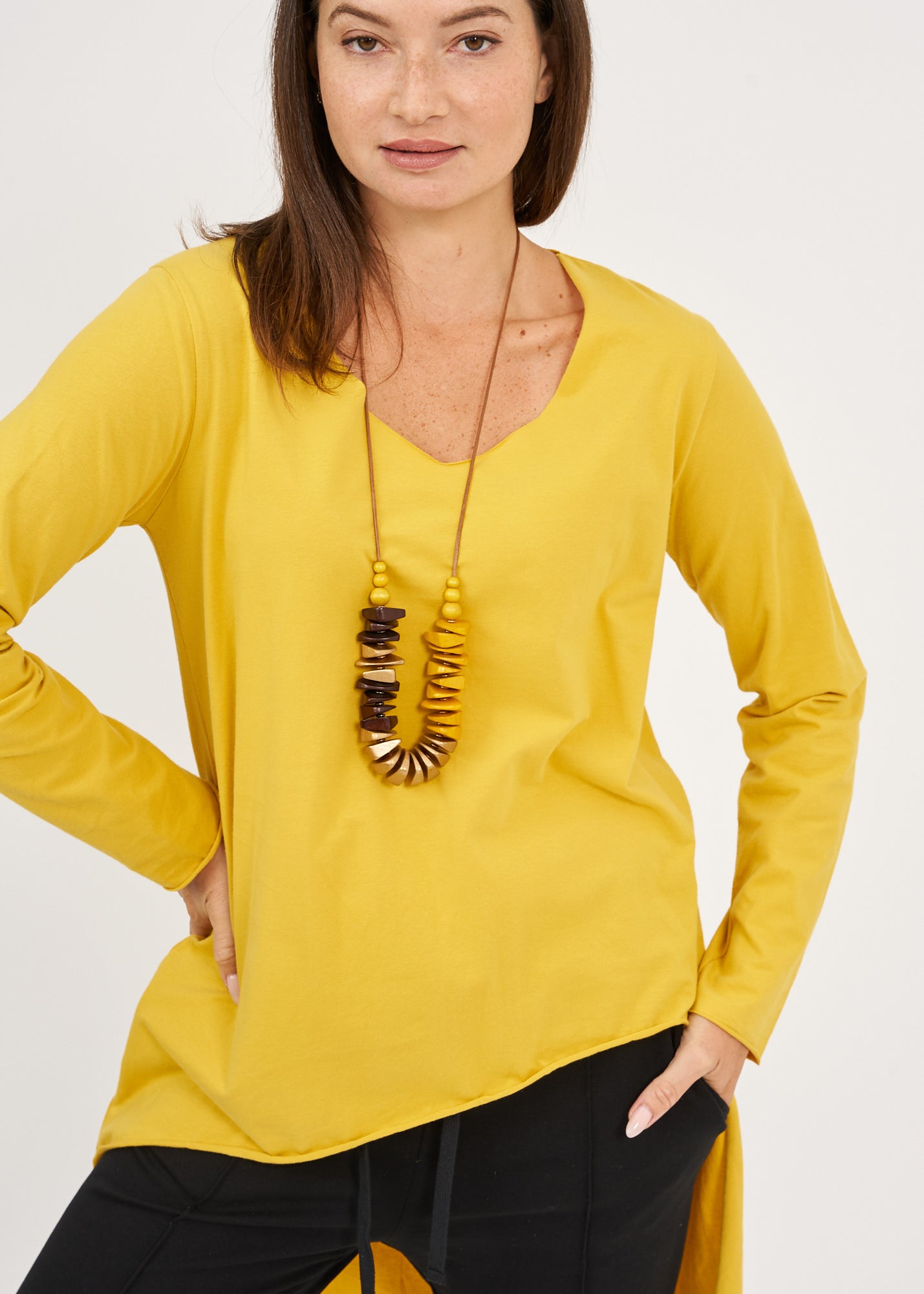 חולצה שרוול ארוך מפתח וי גב ארוך כתום