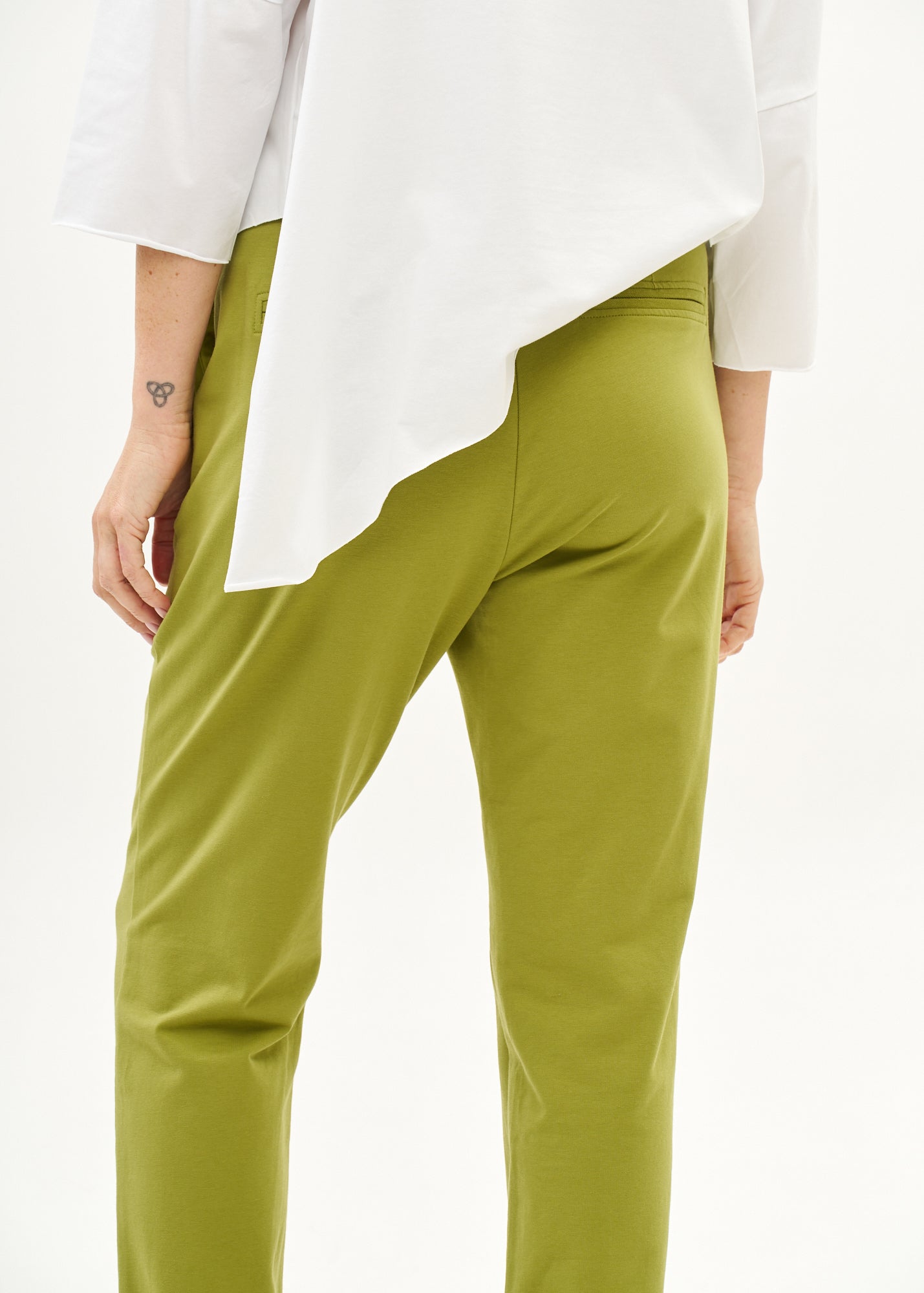 מכנסיים בוי טריקו עם כפתורים ירוק