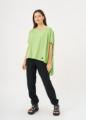 A shirt without a shirt that expands on the sides with a green loop