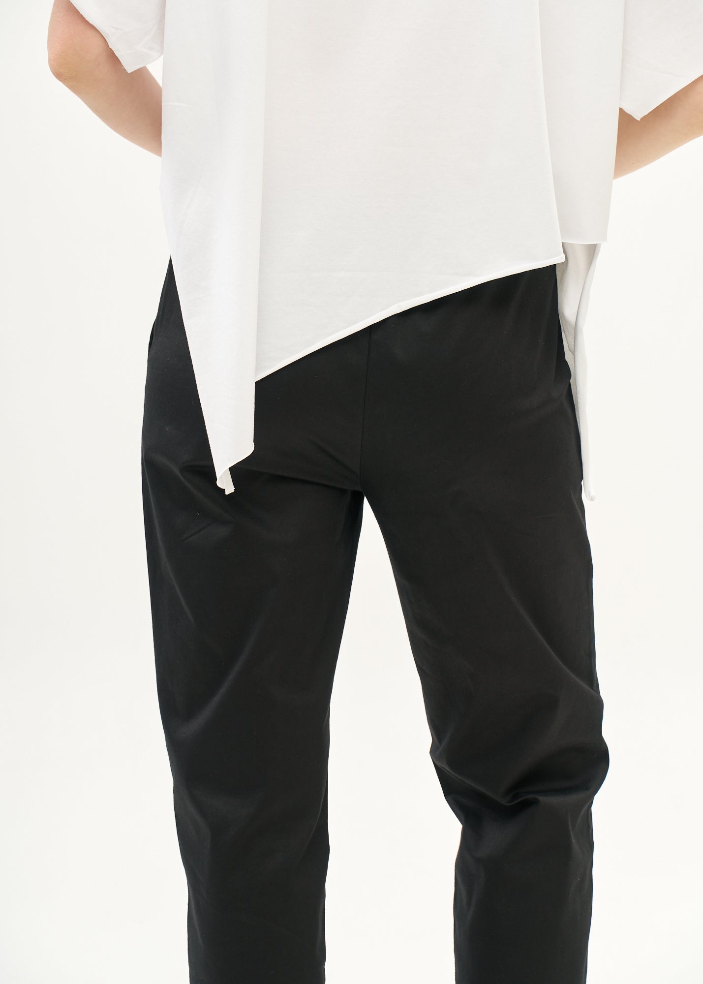 Pants with elastic and black inner drawstring