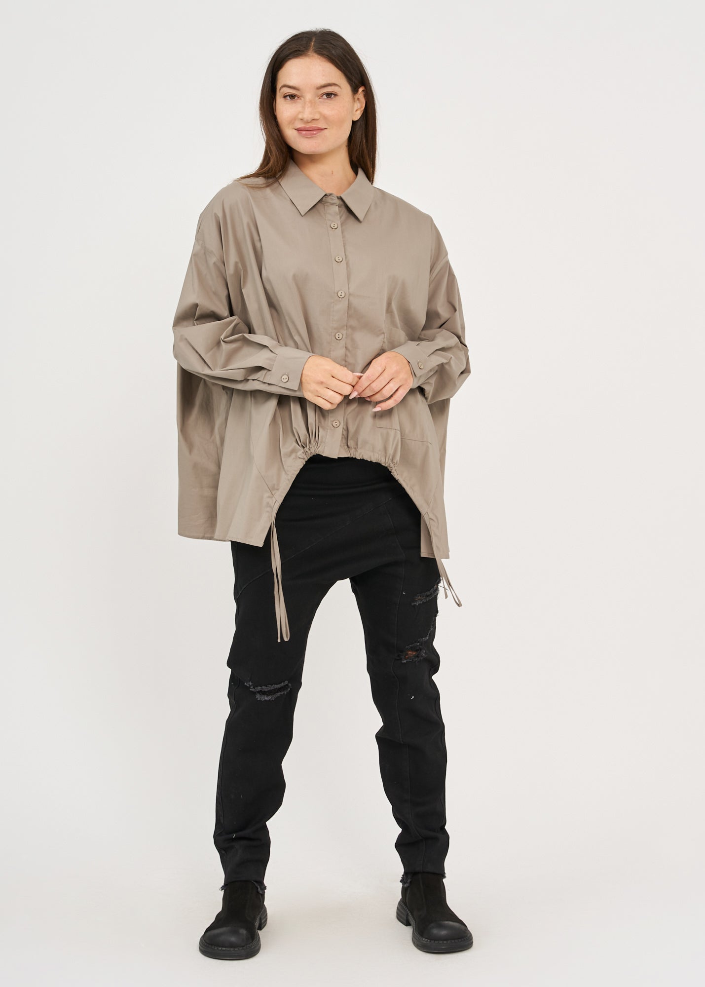 חולצה מכופתרת שרוך כיווץ חום