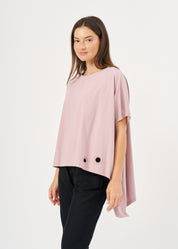 Pink button-down shirt with wide sides and a loop