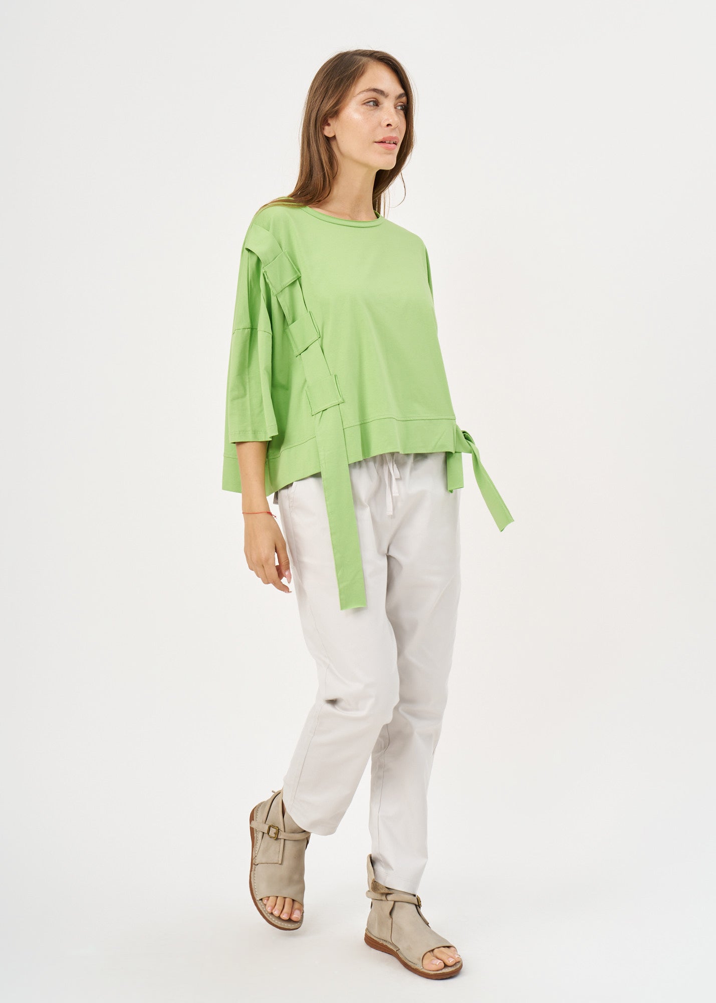 חולצה שרוול קצר סרט בצד ירוק בהיר