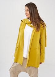 עליונית עם צעיף ווש חרדל