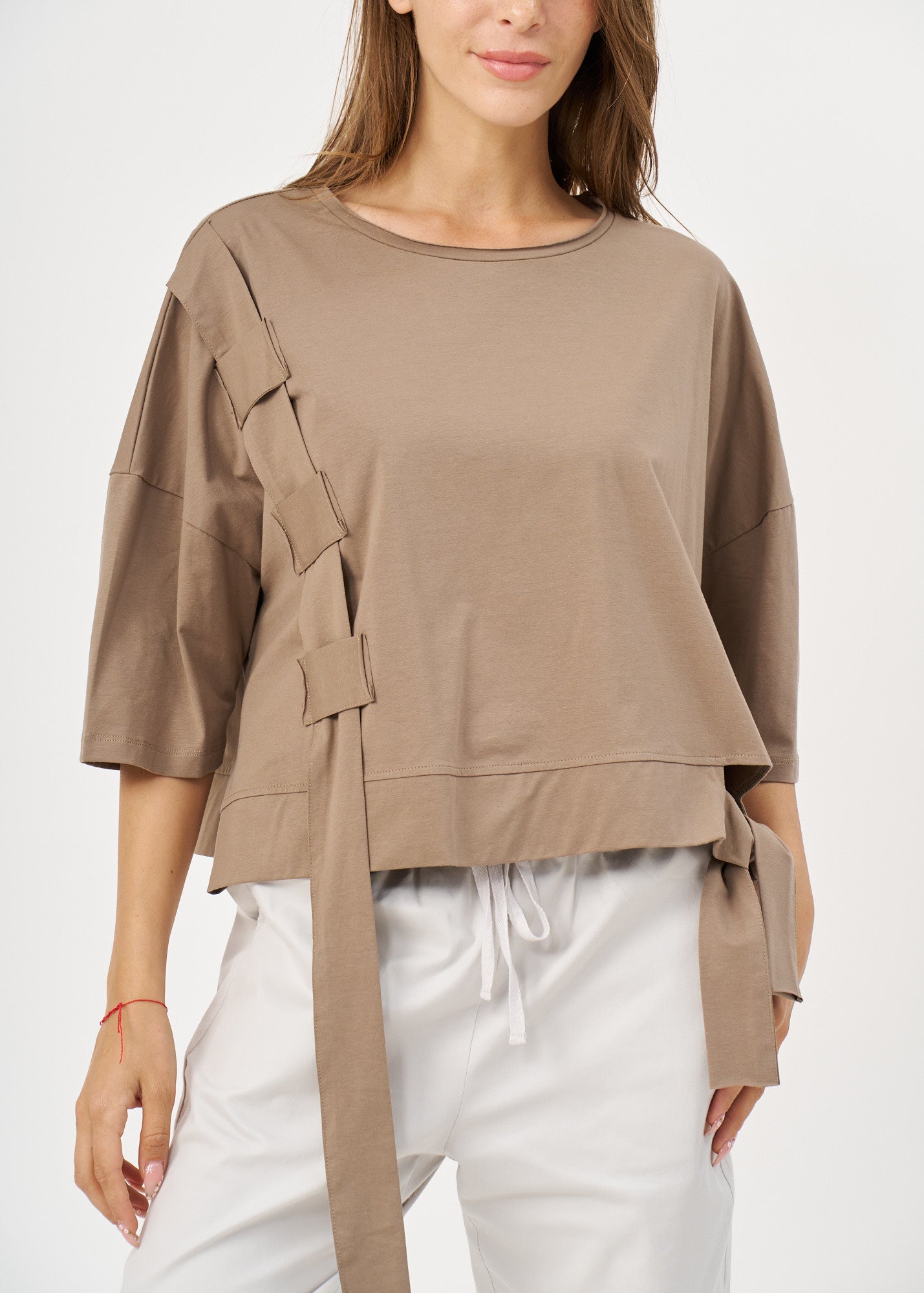 חולצה שרוול קצר סרט בצד חום