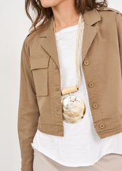 Jacket with two front pockets and a cropped hem, brown