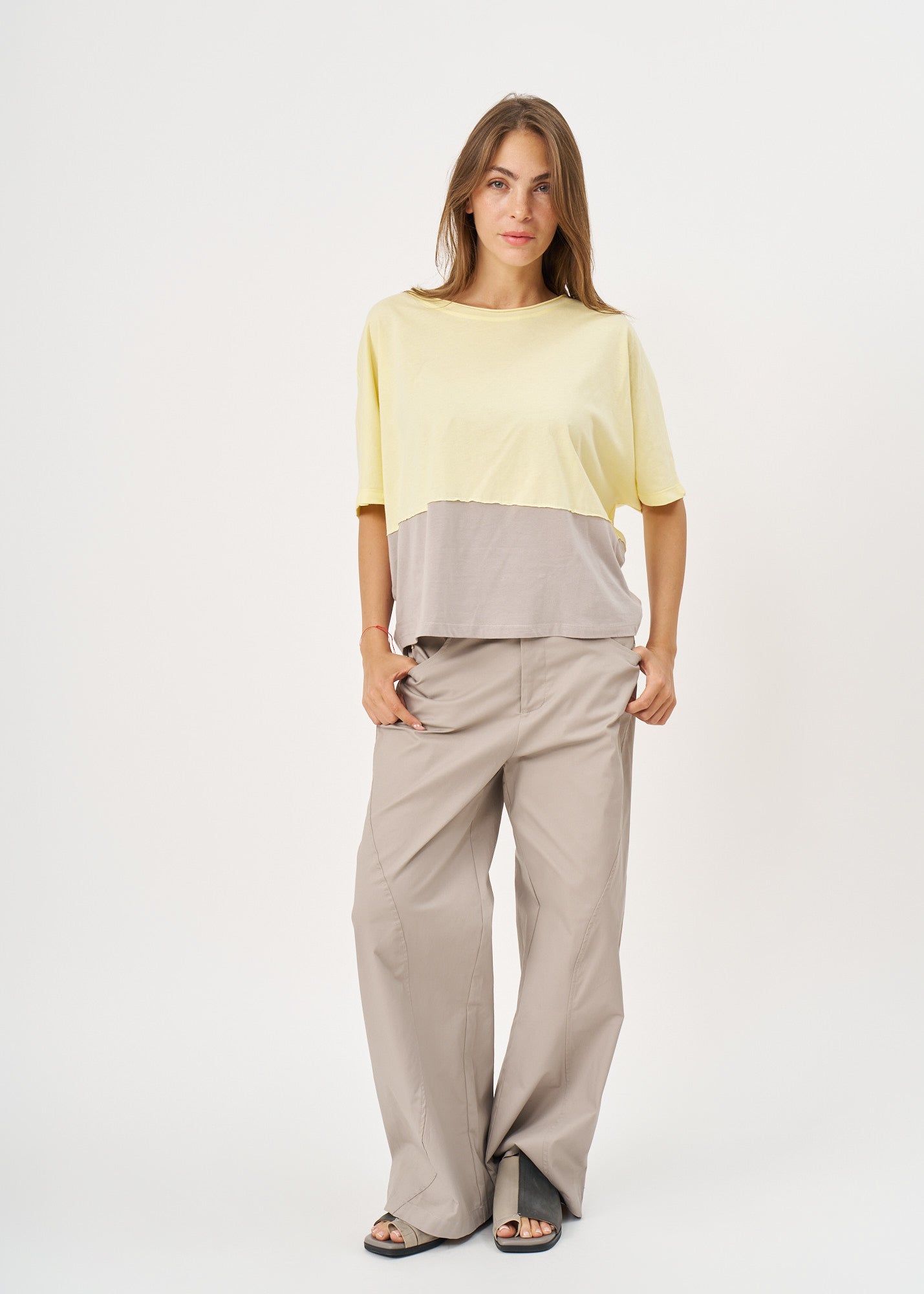 Yellow half-half short-sleeved shirt