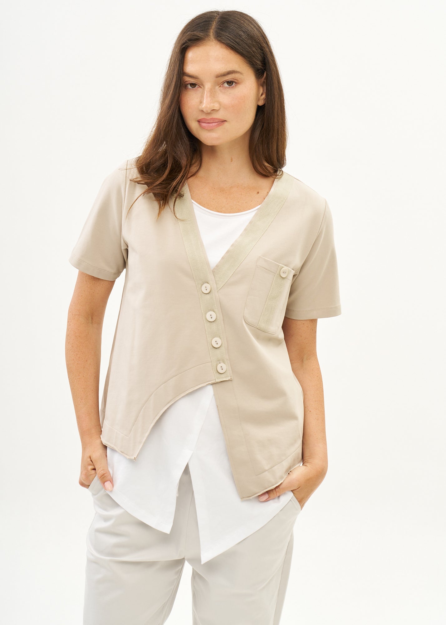 עליונית טריקו שילוב סרט בז'