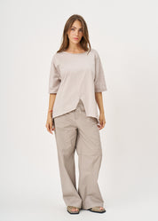 T-shirt with front slit and sleeve pleat Stone