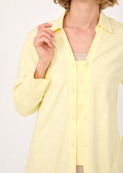 Double button shirt with yellow ribbing