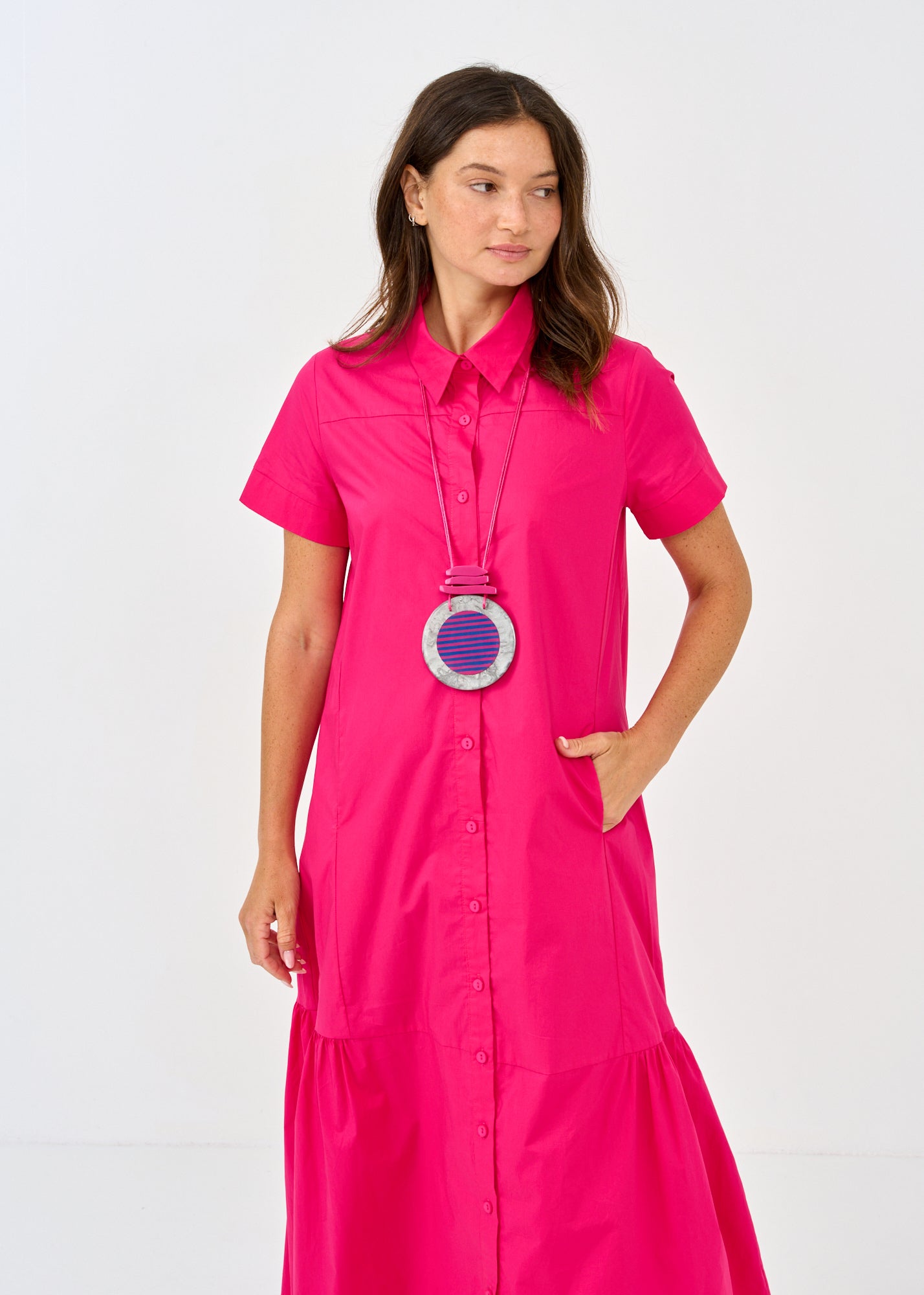 שמלה שרוול קצר כיווצים בצדדים ורוד פוקסיה