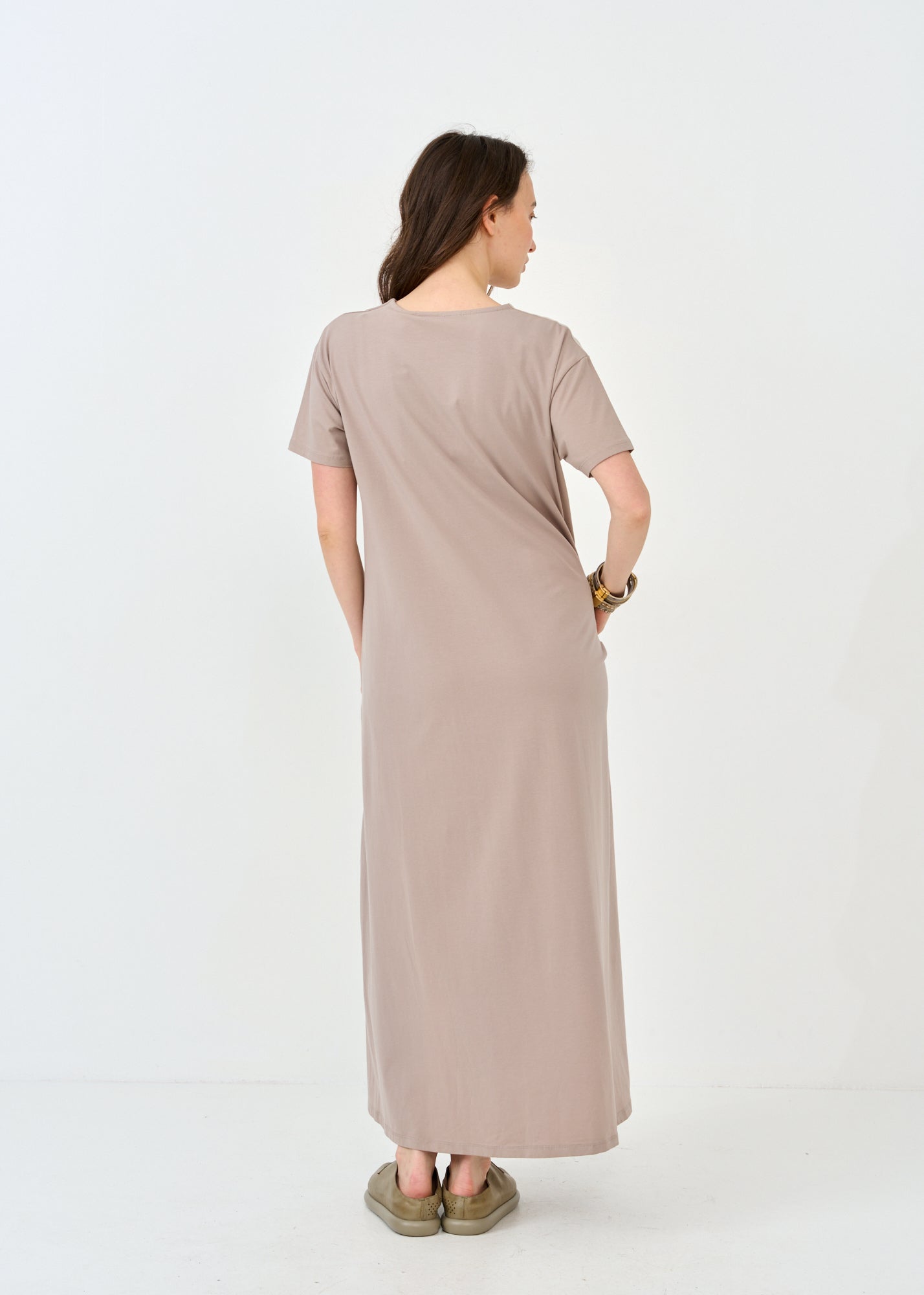 שמלה שרוול קצר שילוב שני צבעים אפור בהיר