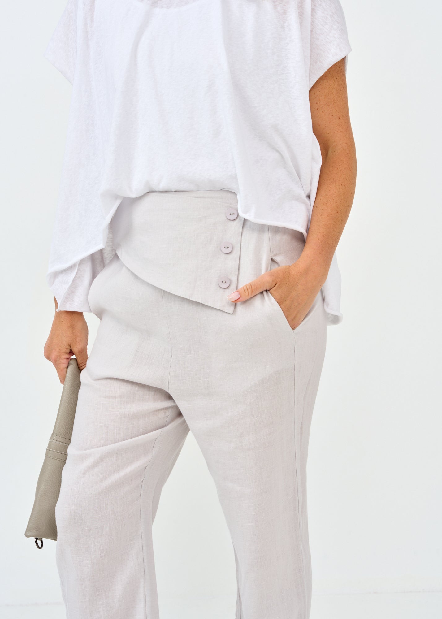 מכנסיים פשתן עם כפתורים אפור