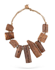 שרשרת עץ מתקלף צמודה צורות מלבניות חום