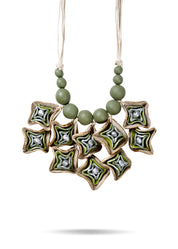 שרשרת פרחים עבודת יד נייר ממוחזר ירוק