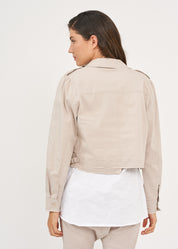 Jacket with two front pockets, Stone cut extension