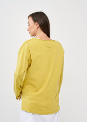 חולצה שרוול ארוך שלושה כפתורים וסרט חרדל