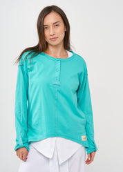 חולצה שרוול ארוך שלושה כפתורים וסרט טורקיז