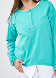 חולצה שרוול ארוך שלושה כפתורים וסרט טורקיז